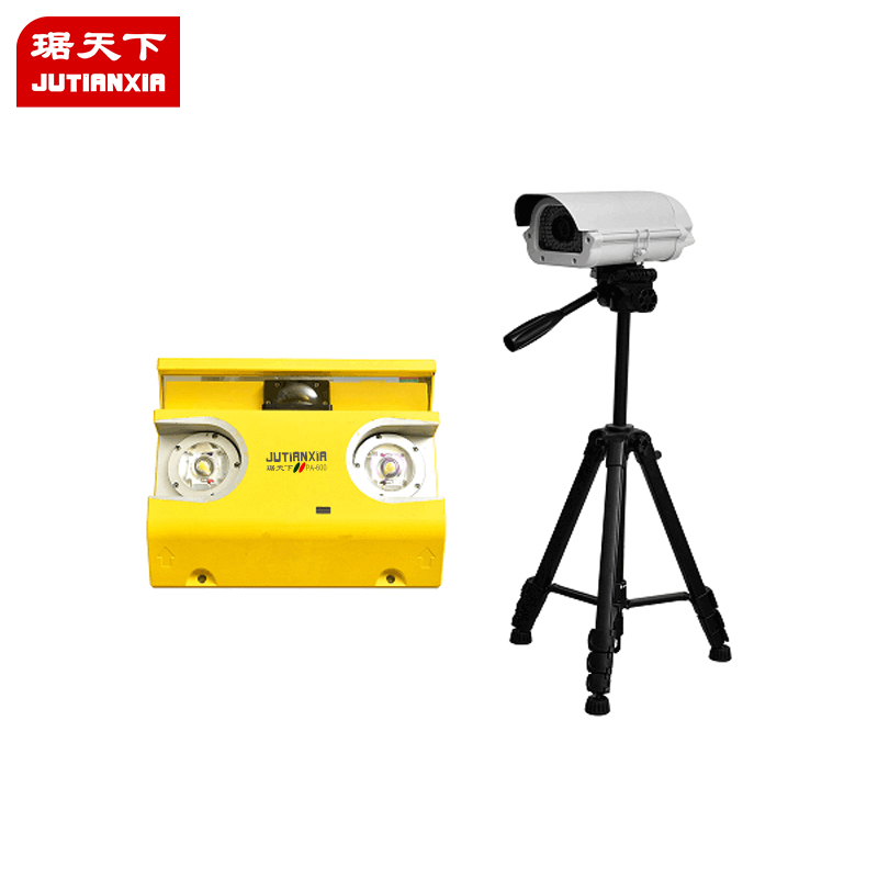 移動式車底安全檢查系統600